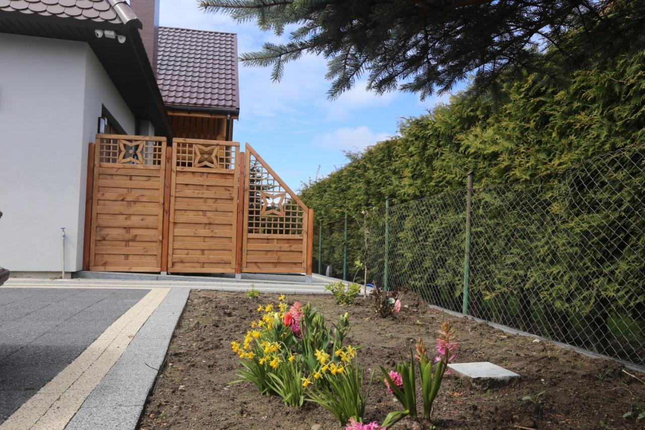 Sosnowe Domki Rewal Exterior foto