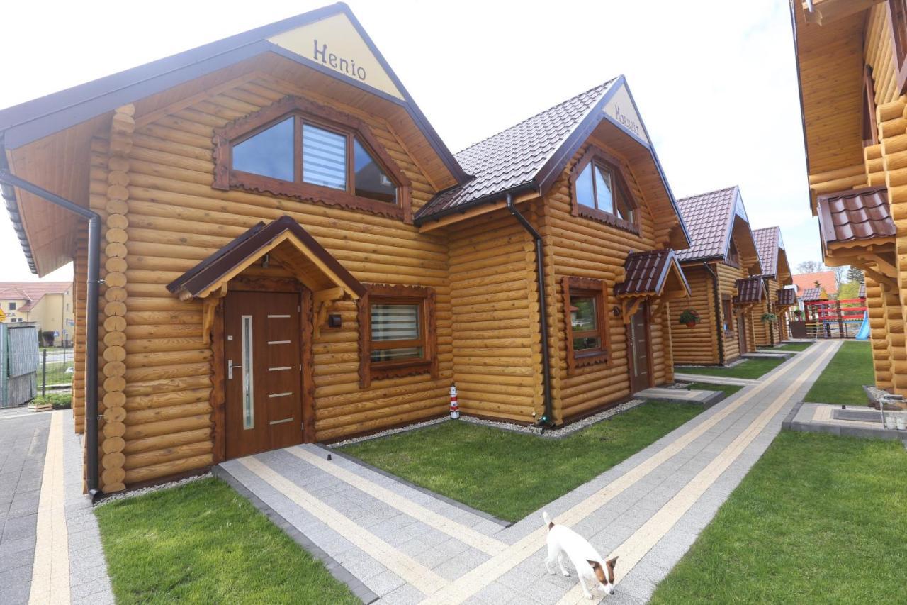 Sosnowe Domki Rewal Exterior foto